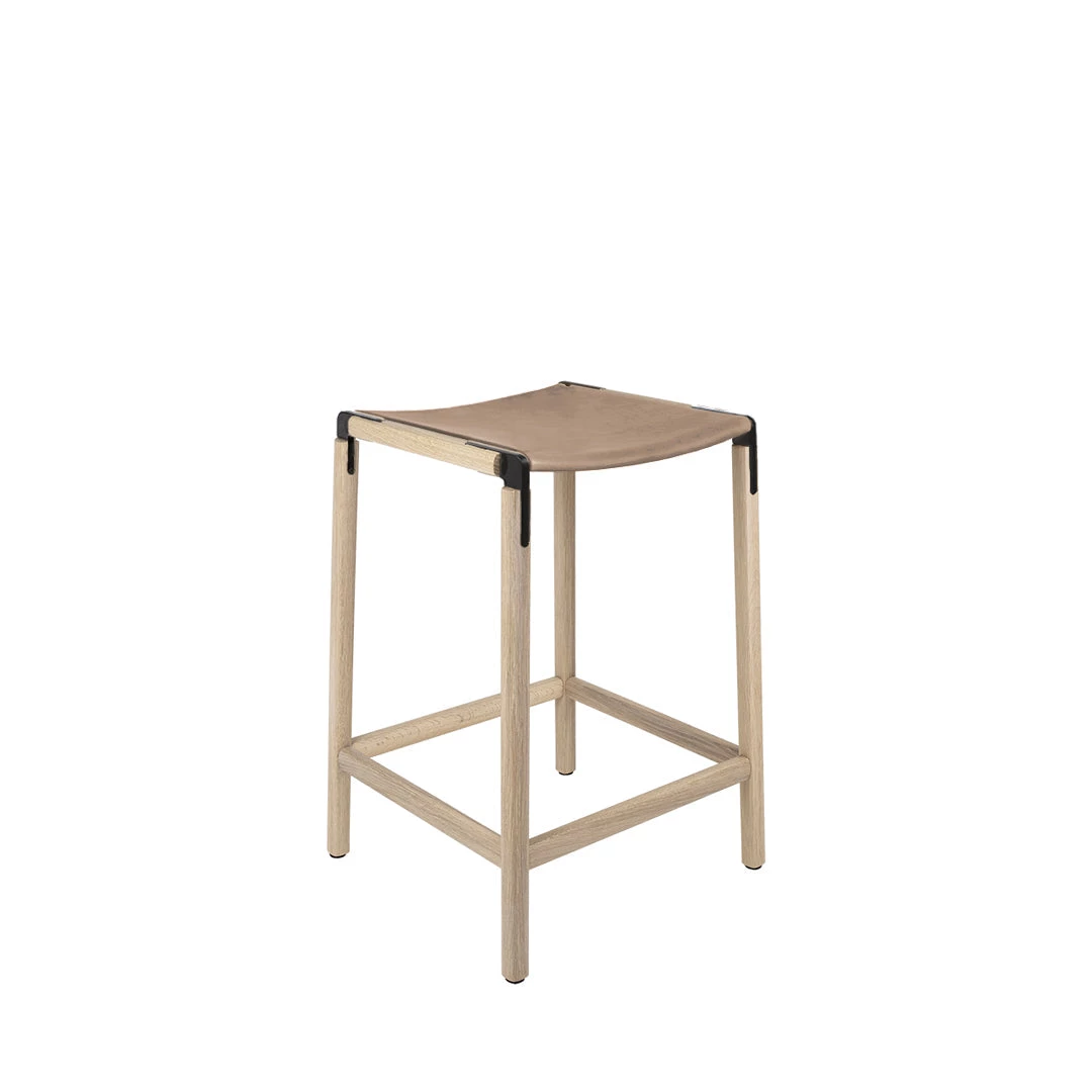 Fyrn SEATING De Haro - Natural Oak, Black, SN Leather, Seat Only, Sand 3 Fyrn SEATING De Haro - Natural Oak, Black, SN Leather, Seat Only, Sand